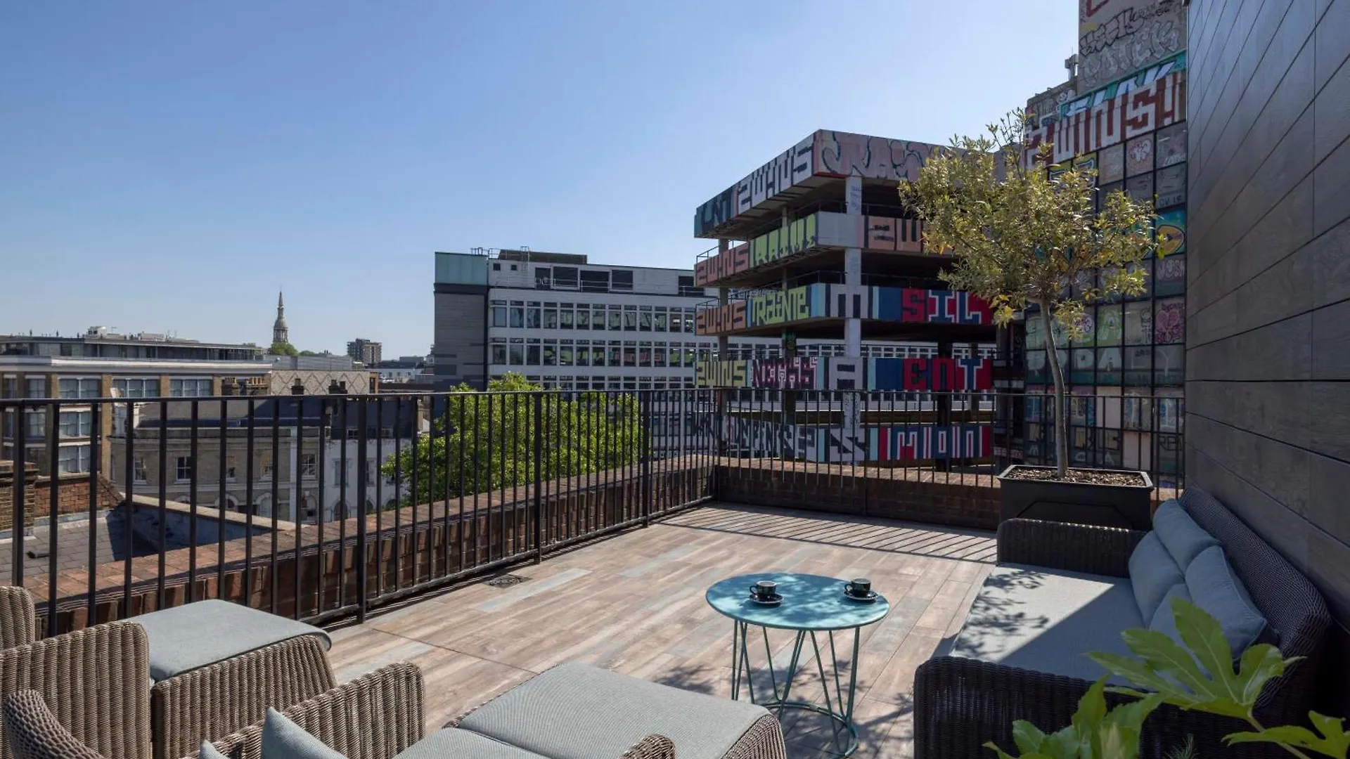 Virgin Hotels London - Shoreditch 5*,