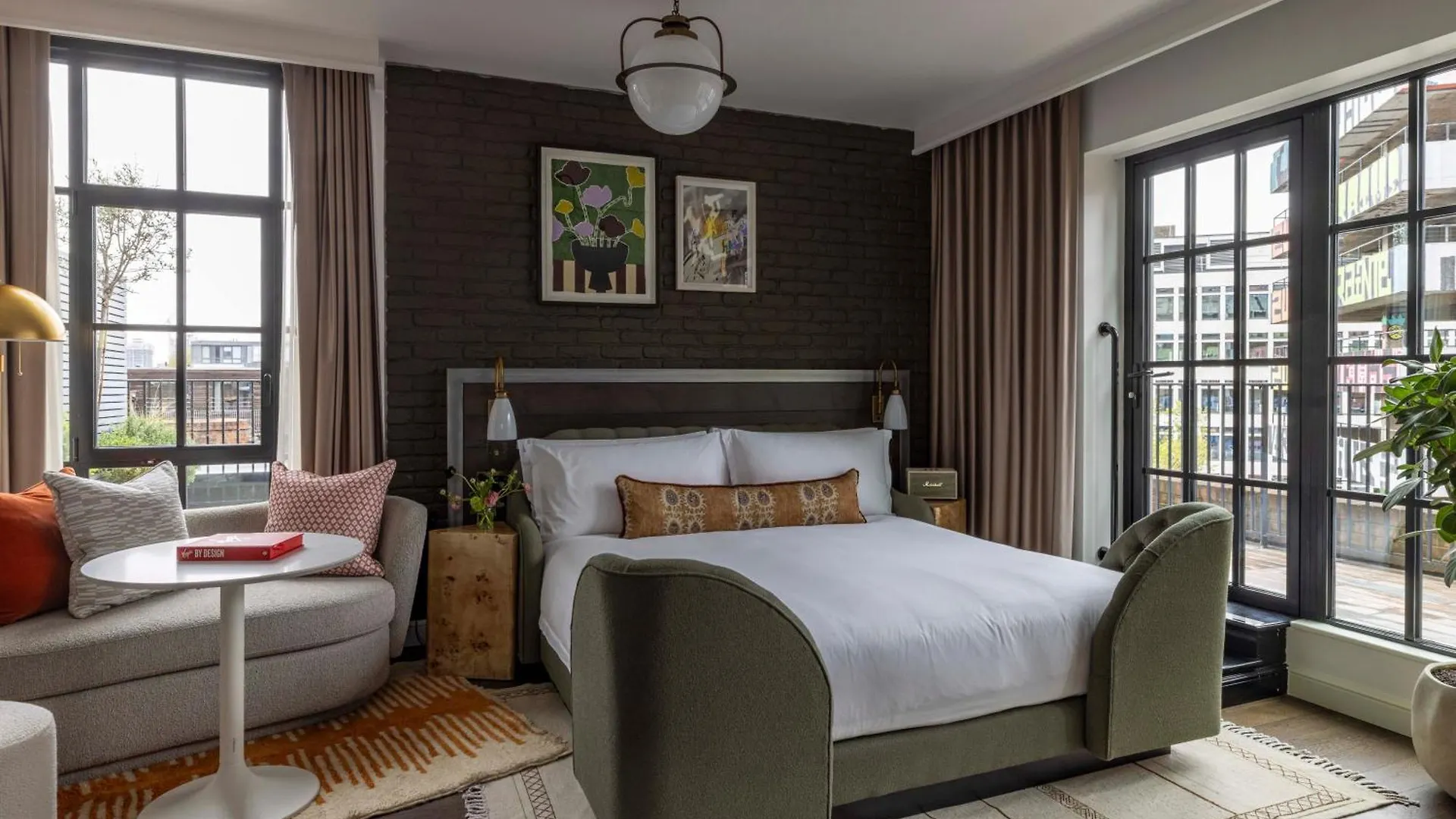 Virgin Hotels London - Shoreditch 5*,